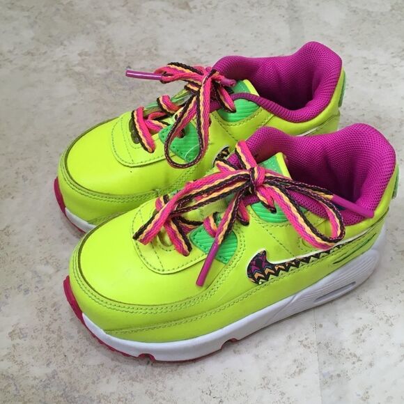 NIKE AIR MAX 90 LTR VOLT IN GREEN AND PINK‎ - Picture 3 of 6